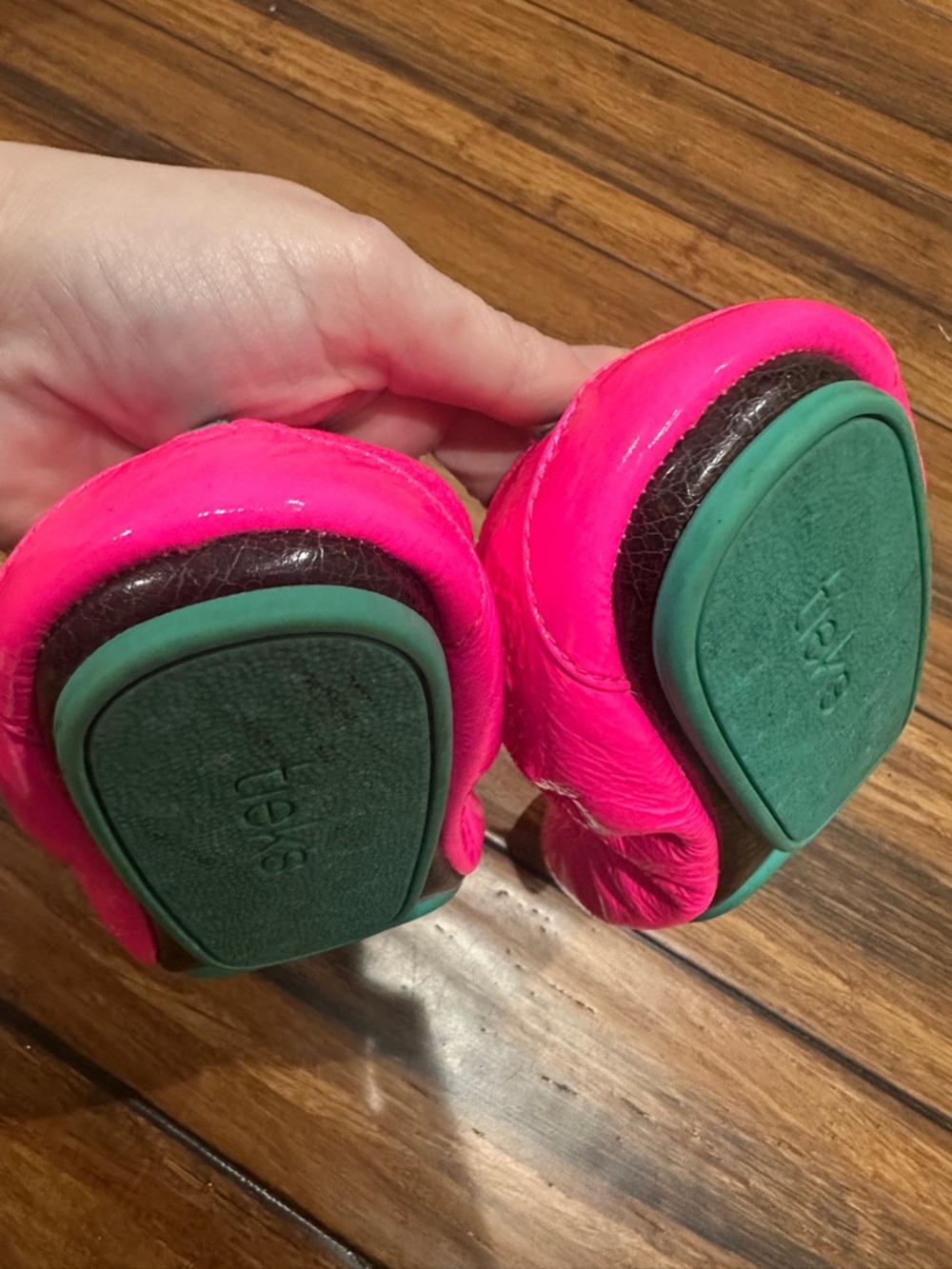 Tieks Hot Pink Leather Ballet Flats sz 9 - Picture 2 of 6